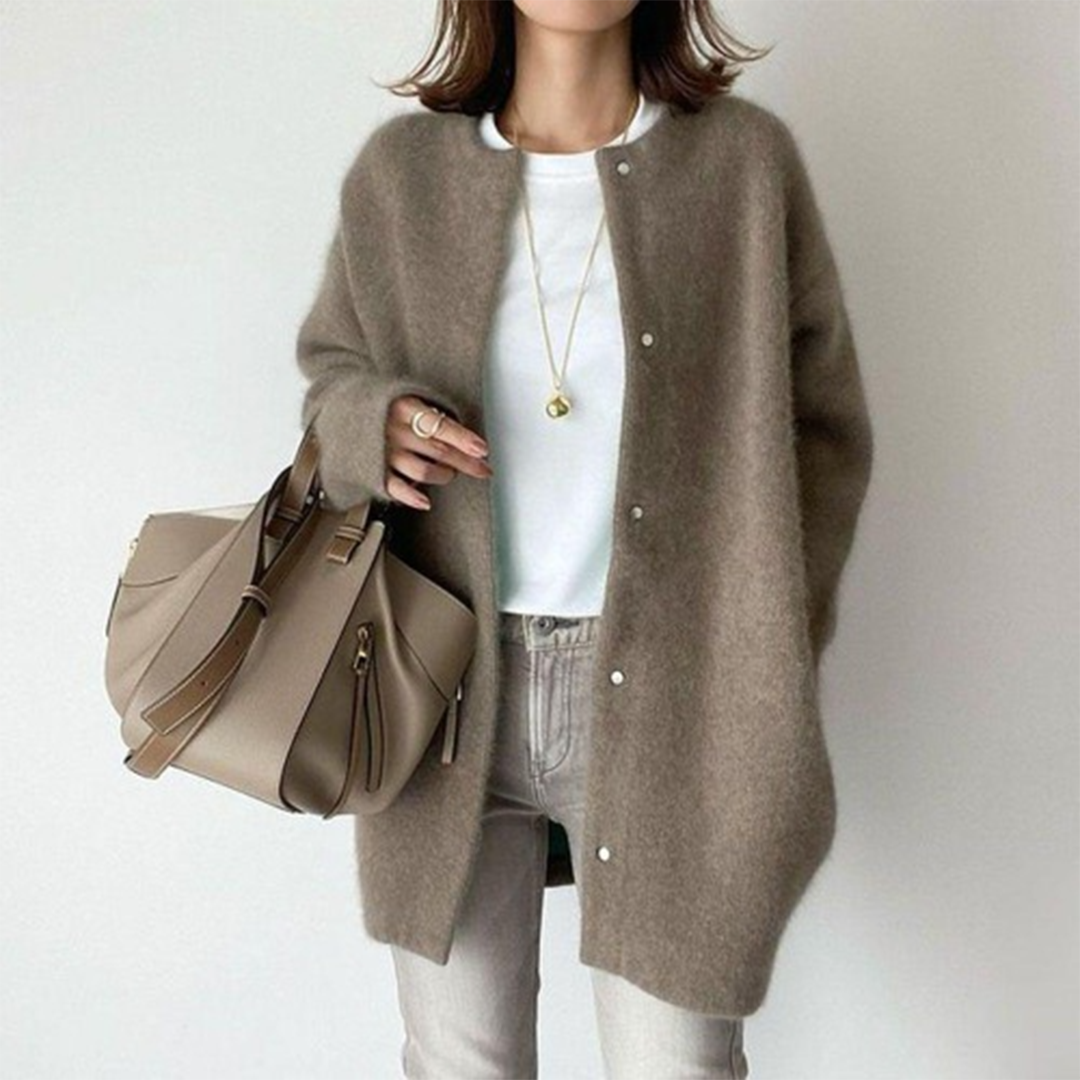 Seraphina - Warm and Elegant Cardigan