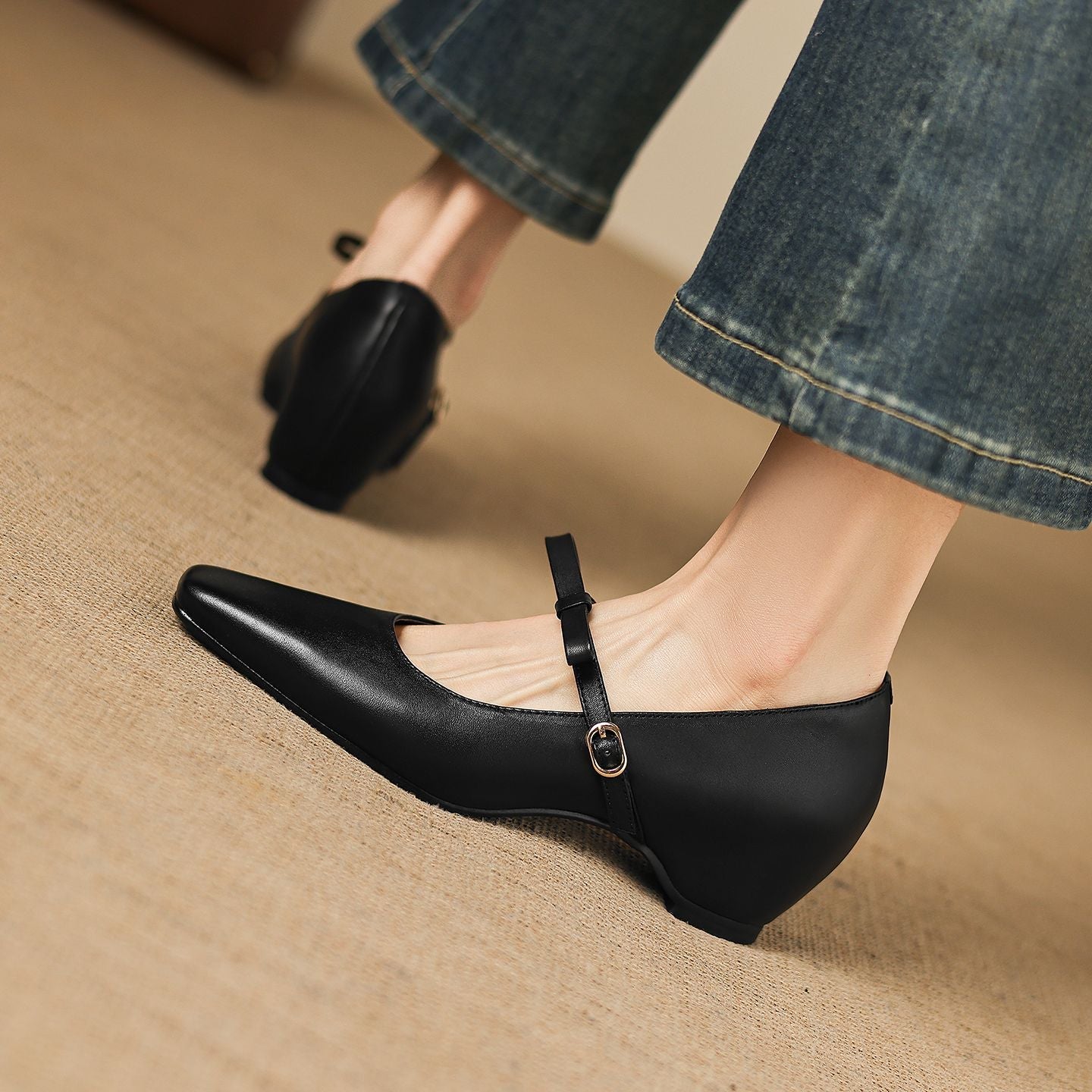 Rosalie Genuine Leather Mary Jane Pumps